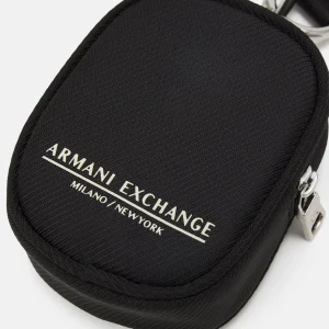 Armani Exchange Airpods Case – Autres Accessoires – Nero Acheter 9