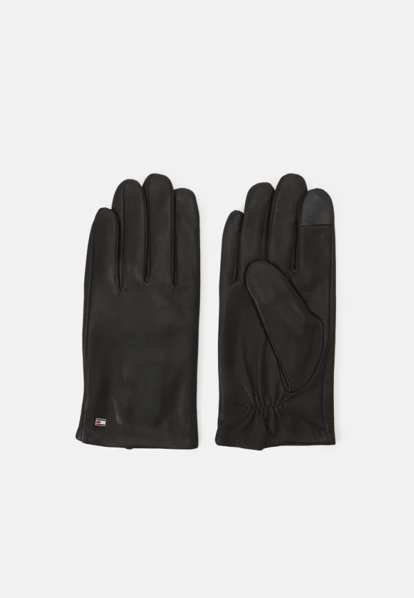 mode tendance Tommy Hilfiger Essential Flag Gloves Unisex – Gants – Black 1